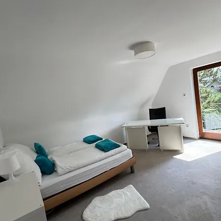 Haus Boom In Dreieich, Sehr Ruhig Gelegen, Naehe Frankfurt Und Messe, Frankfurt Flughafen, Golf Club