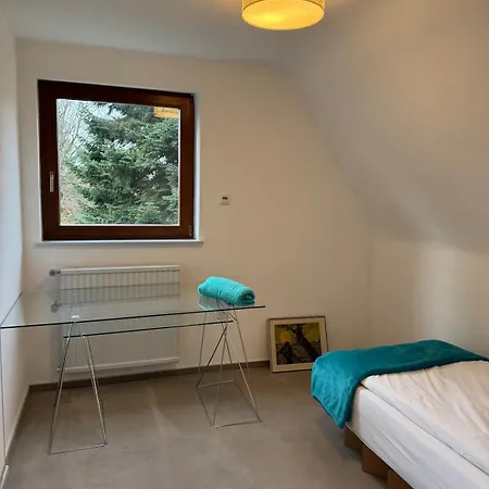 Feriehus Haus Boom In Dreieich, Sehr Ruhig Gelegen, Naehe Frankfurt Und Messe, Frankfurt Flughafen, Golf Club