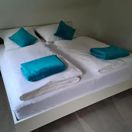 Haus Boom In Dreieich, Sehr Ruhig Gelegen, Naehe Frankfurt Und Messe, Frankfurt Flughafen, Golf Club Feriehus *