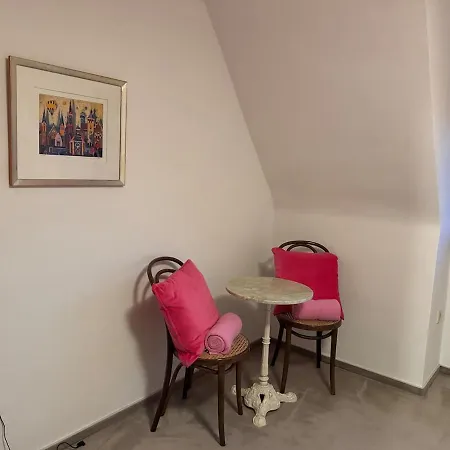 Holiday home Haus Boom In Dreieich, Sehr Ruhig Gelegen, Naehe Frankfurt Und Messe, Frankfurt Flughafen, Golf Club