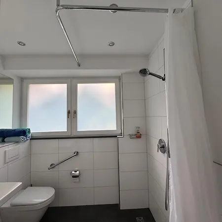 Feriehus Haus Boom In Dreieich, Sehr Ruhig Gelegen, Naehe Frankfurt Und Messe, Frankfurt Flughafen, Golf Club Dreieich