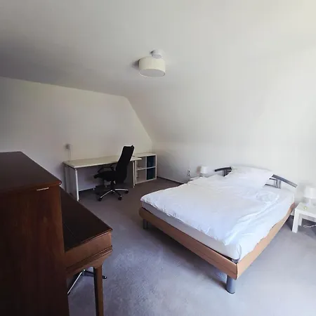 Hébergement de vacances Haus Boom In Dreieich, Sehr Ruhig Gelegen, Naehe Frankfurt Und Messe, Frankfurt Flughafen, Golf Club