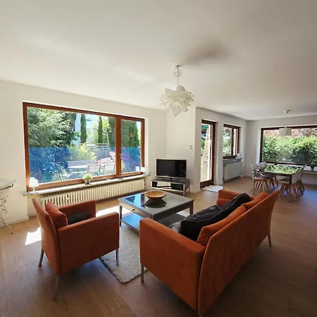 Hébergement de vacances Haus Boom In Dreieich, Sehr Ruhig Gelegen, Naehe Frankfurt Und Messe, Frankfurt Flughafen, Golf Club Dreieich