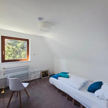 Haus Boom In Dreieich, Sehr Ruhig Gelegen, Naehe Frankfurt Und Messe, Frankfurt Flughafen, Golf Club