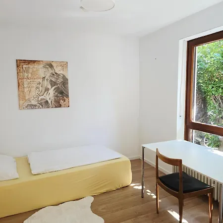 Hébergement de vacances Haus Boom In Dreieich, Sehr Ruhig Gelegen, Naehe Frankfurt Und Messe, Frankfurt Flughafen, Golf Club Dreieich