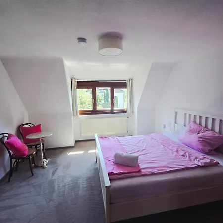 Haus Boom In Dreieich, Sehr Ruhig Gelegen, Naehe Frankfurt Und Messe, Frankfurt Flughafen, Golf Club Dreieich