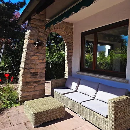 Hébergement de vacances Haus Boom In Dreieich, Sehr Ruhig Gelegen, Naehe Frankfurt Und Messe, Frankfurt Flughafen, Golf Club *