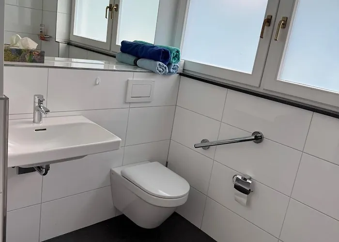 Haus Boom In Dreieich, Sehr Ruhig Gelegen, Naehe Frankfurt Und Messe, Frankfurt Flughafen, Golf Club * Dreieich